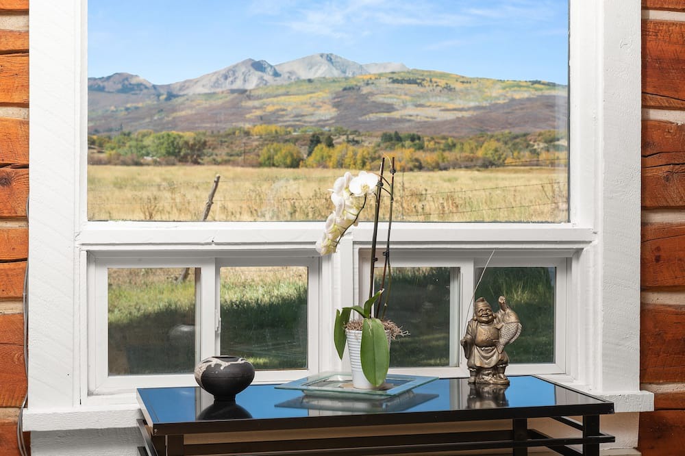 Snowmass Village House | 1645 Capital Creek Resort & Event Grounds 4 Bedroom Home by RedAwning