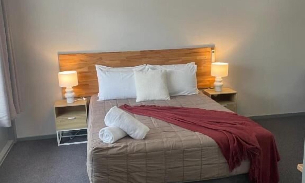 Lismore Hotel | Dawson Motel