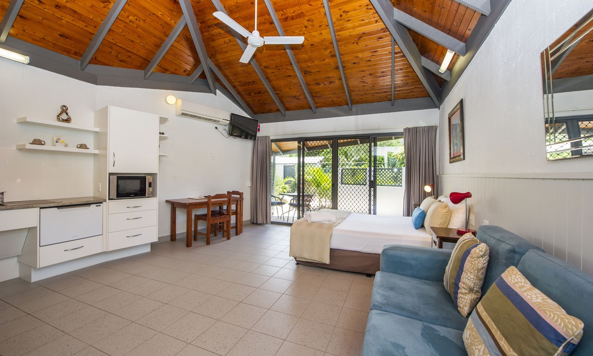 Nelly Bay Apartment | Island Leisure Resort