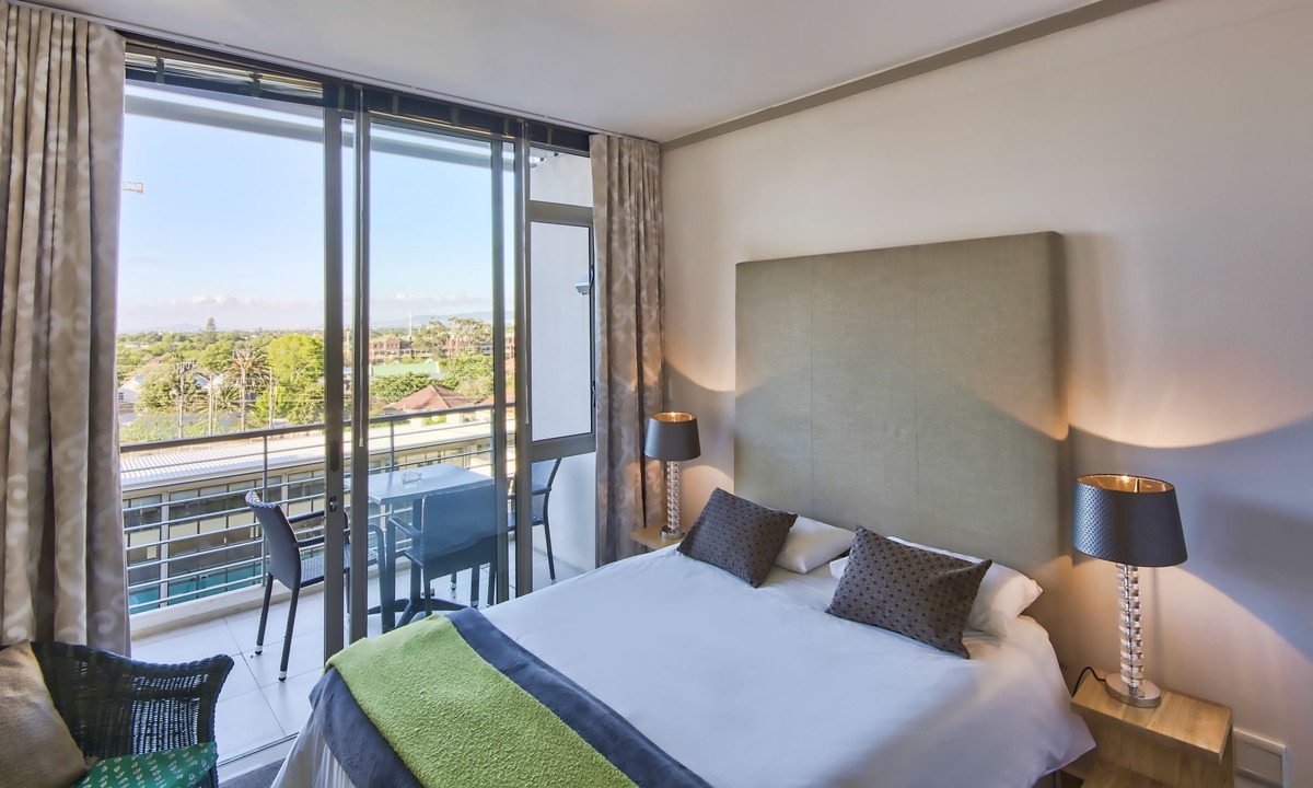 Claremont Apartment | The Quadrant Apartments