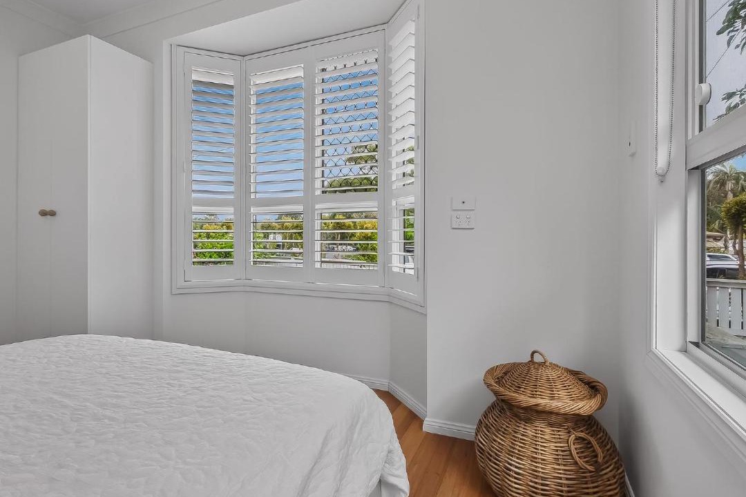 Pottsville House | Three Pelicans by the Creek Pottsville- Huge Home