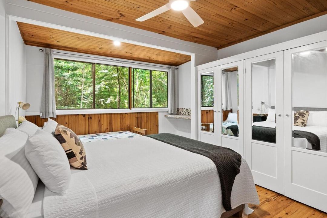 Lamington House | Creekside Rainforest Retreat