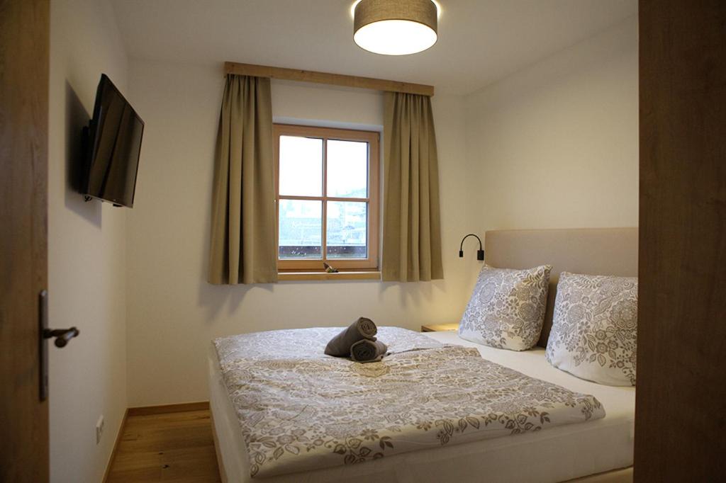 Hollersbach im Pinzgau Apartment | Kitzbuheler Alpen Residenz Top2 with Sauna Hollersbach