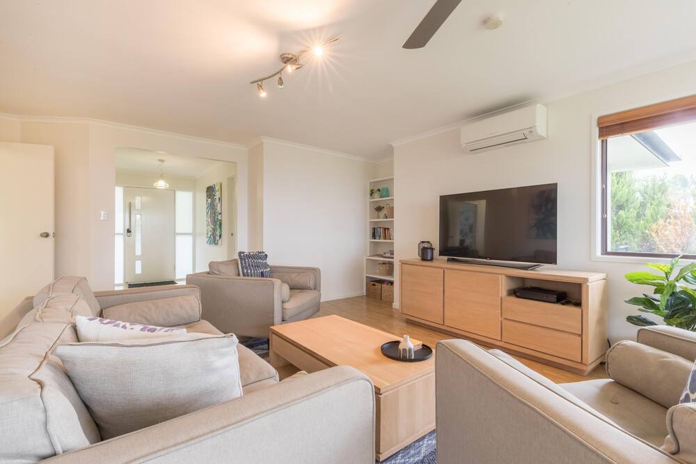 Photo of Livingroom in Montville