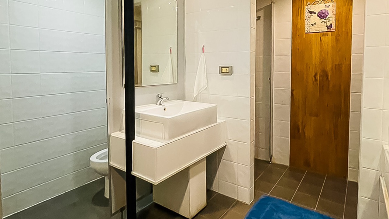 Photo of Bathroom in Talat Yai