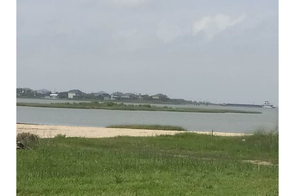 Photo of Others in Gilchrist