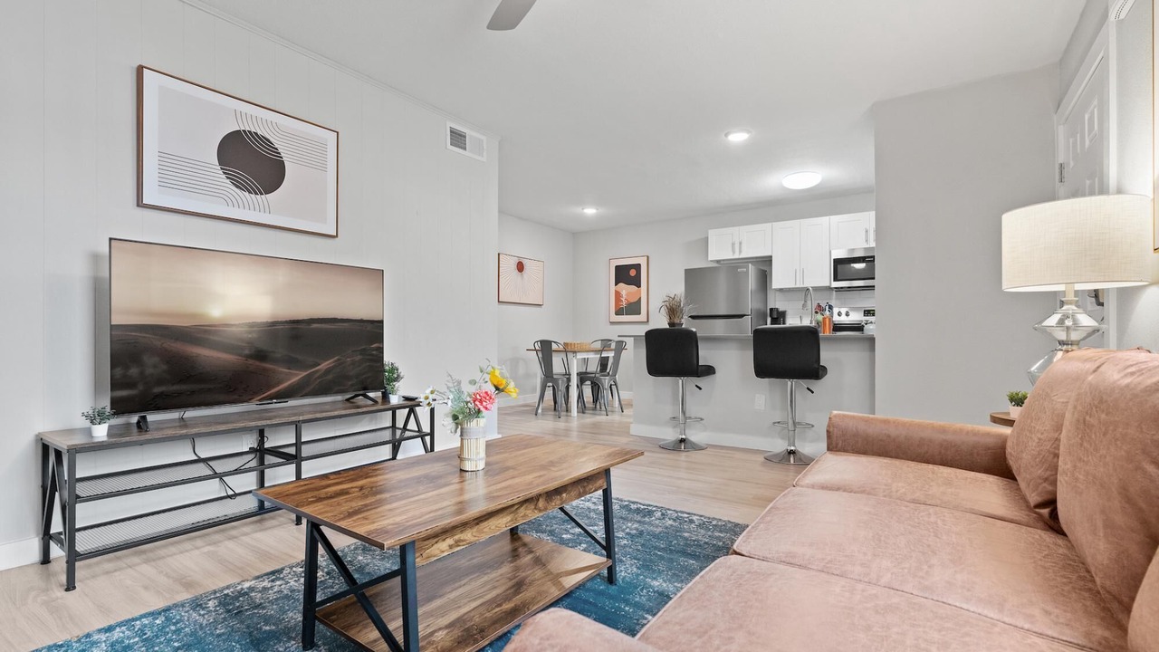 Photo of Others in North University