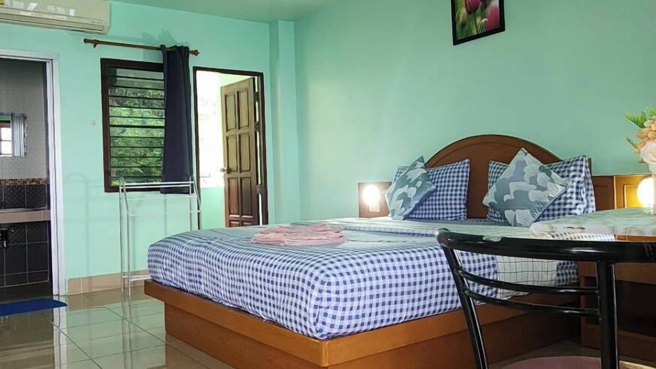 Photo of Bedroom in Nanai Road