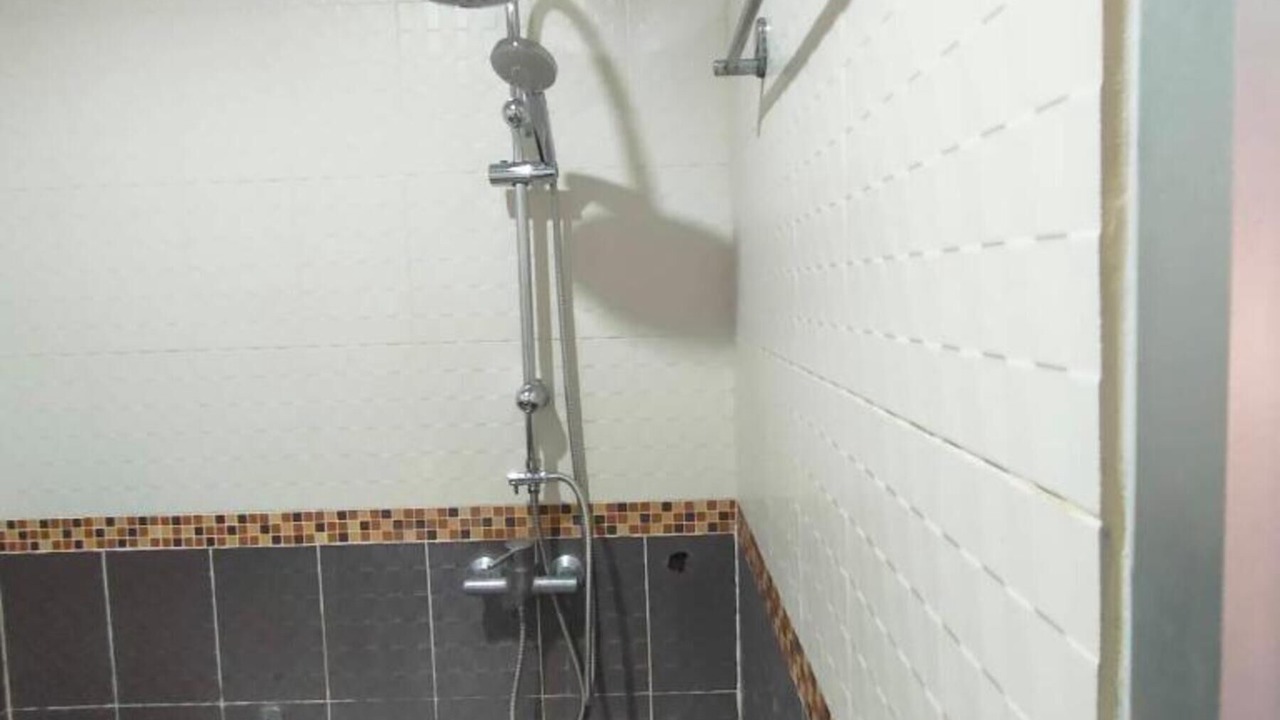 Photo of Bathroom in Nanai Road