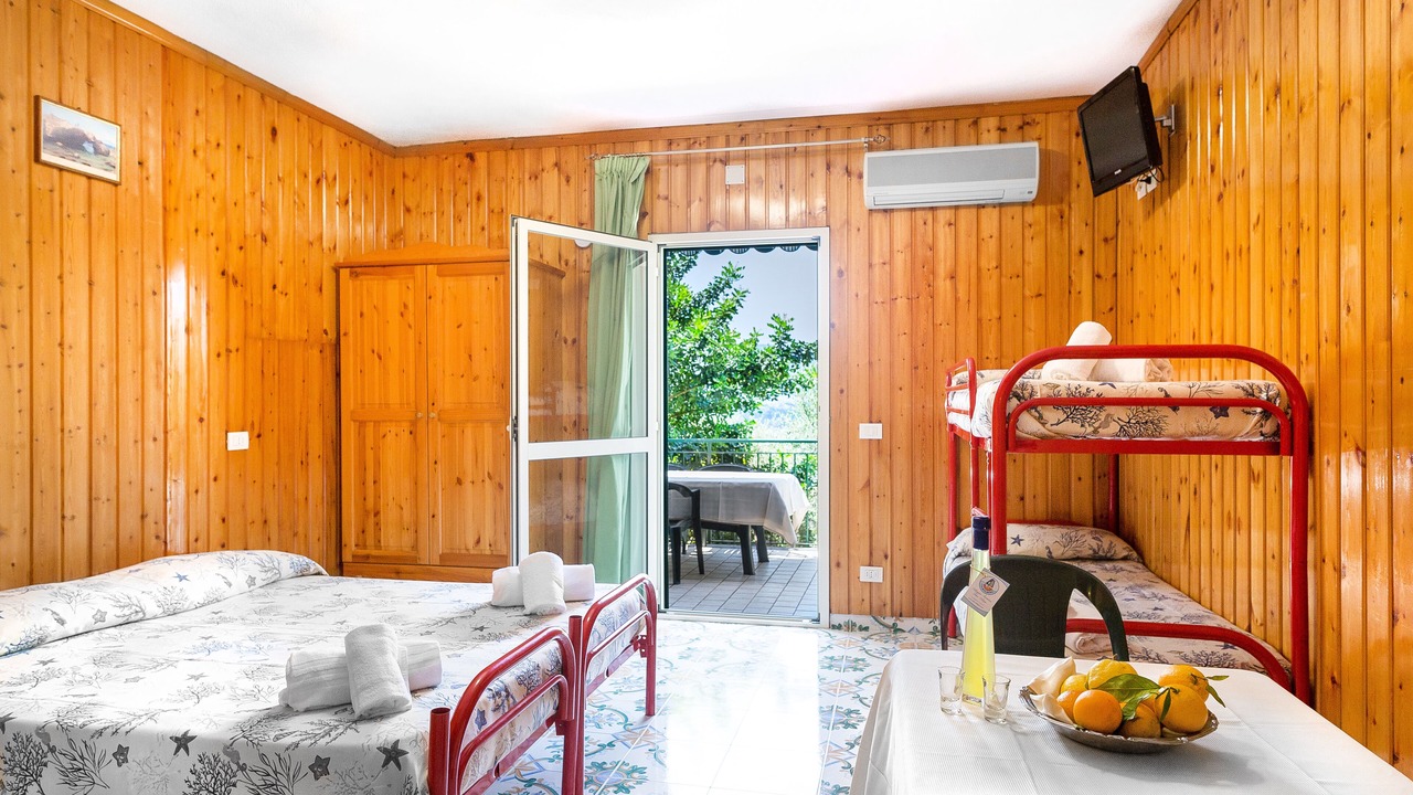Photo of Bedroom in Meta