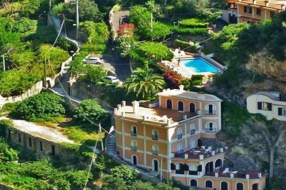 Photo of Others in Ravello