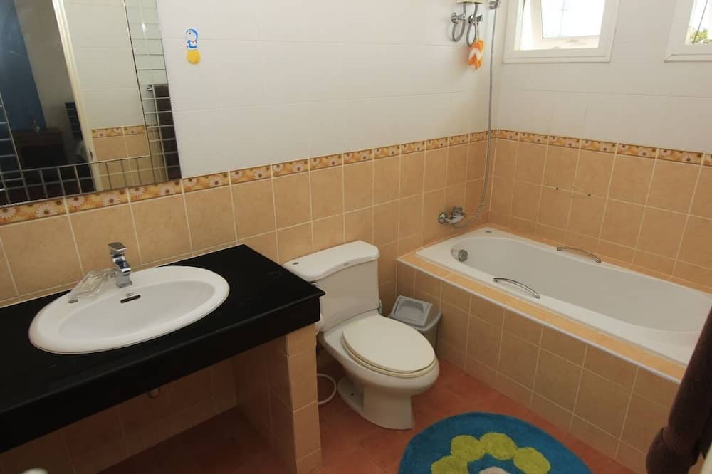 Photo of Bathroom in Chalong