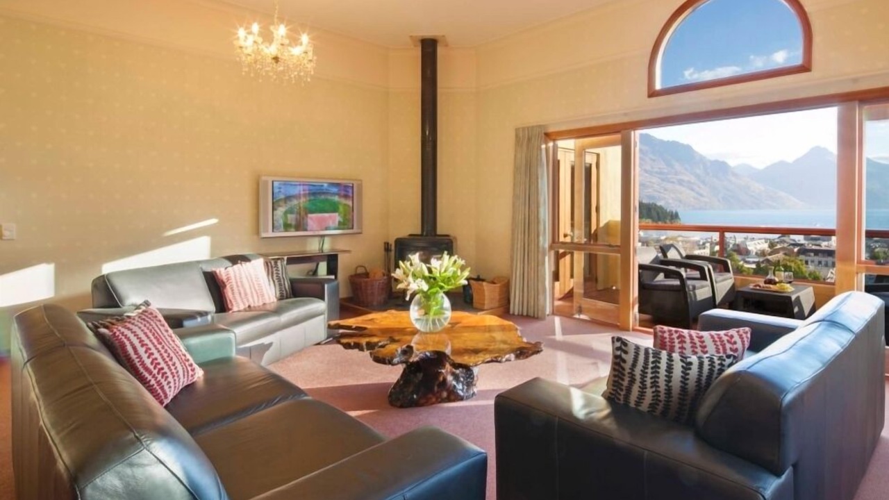 Photo of Livingroom in Queenstown City Centre