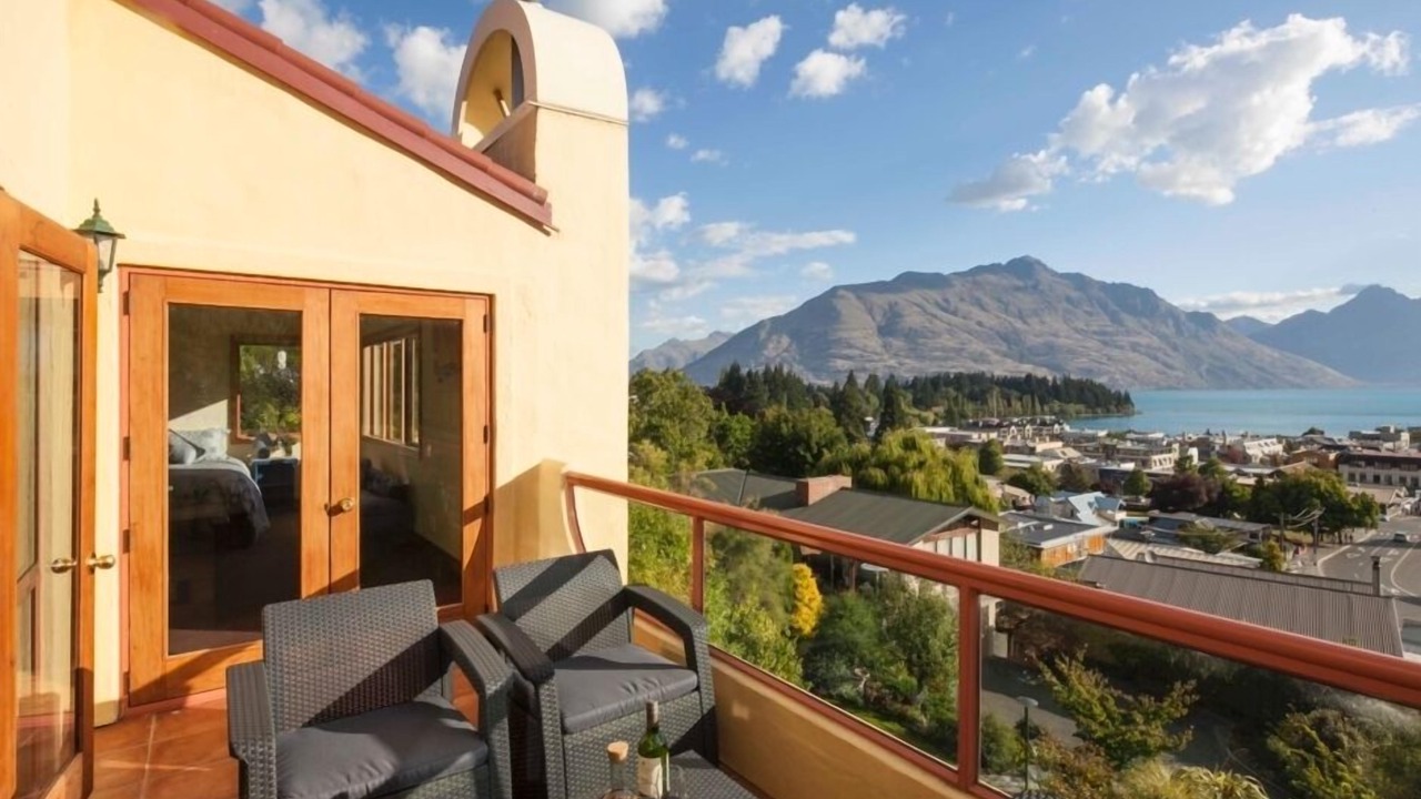 Photo of Patio Balcony in Queenstown City Centre