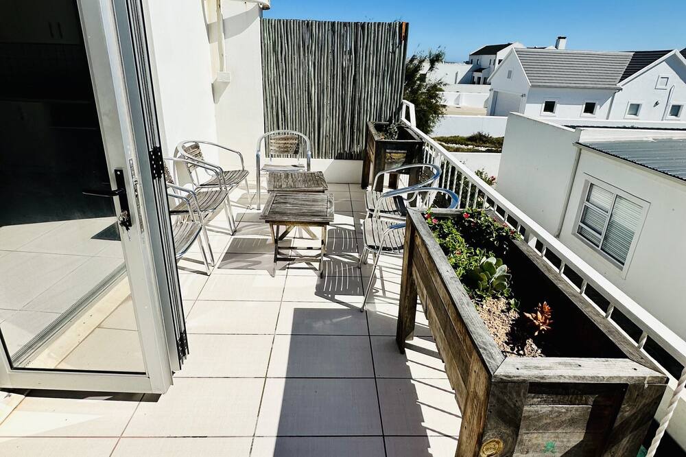 Photo of Outdoor in Stompneusbaai
