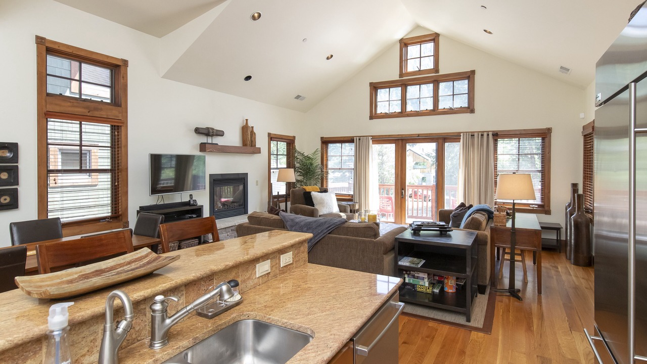 Photo of Livingroom in West End
