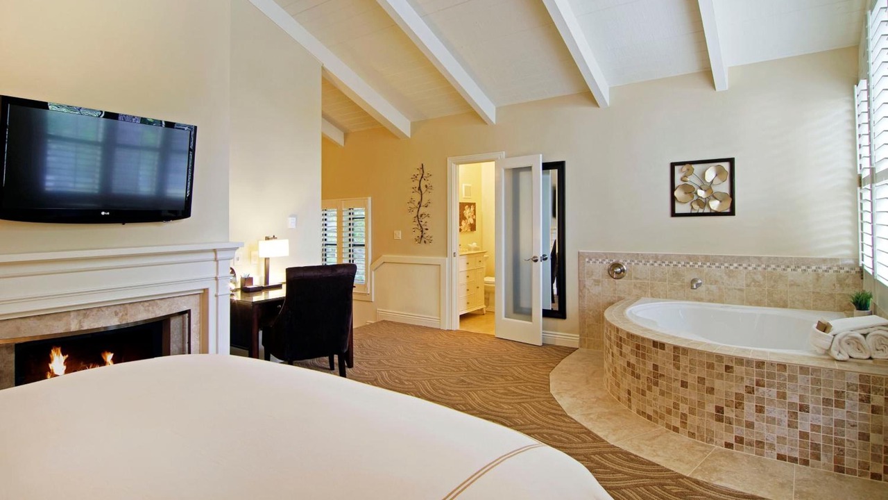 Photo of Bedroom in Golden Rectangle