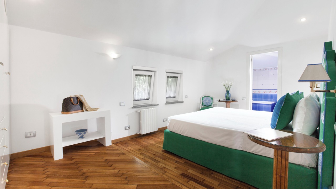 Photo of Bedroom in Sorrento City Centre