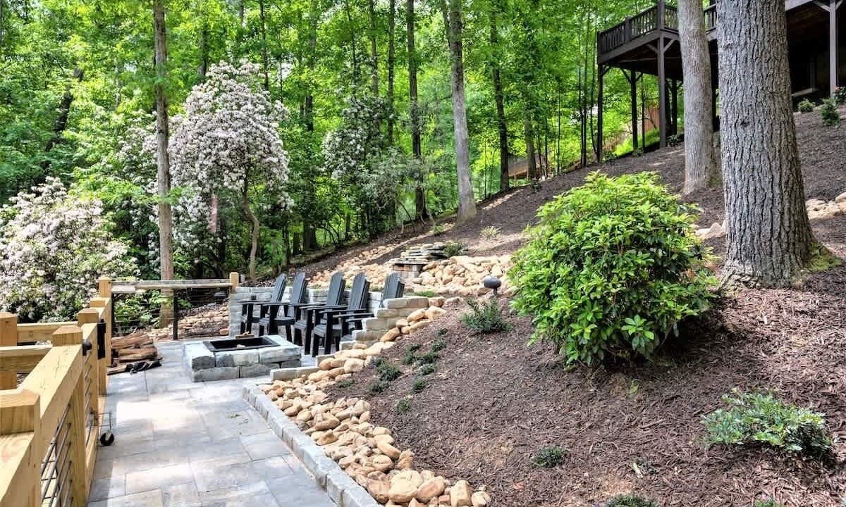 Photo of Patio Balcony in Ellijay