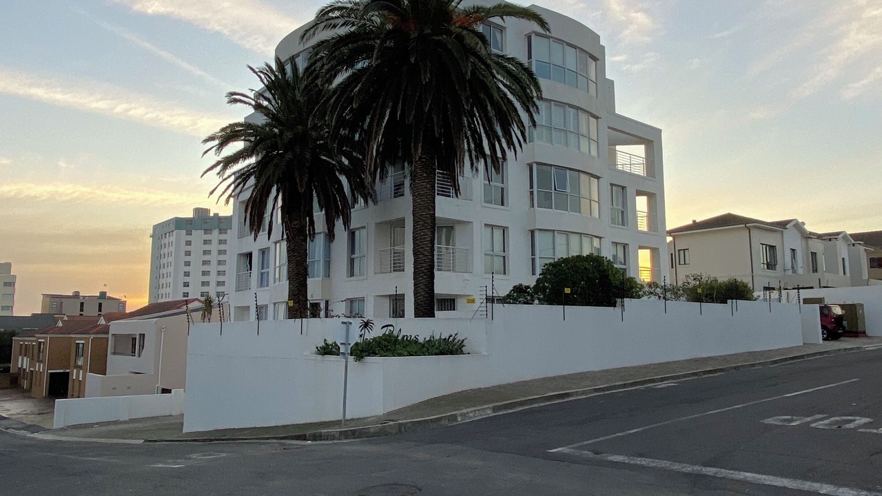 Photo of Outdoor in Strand
