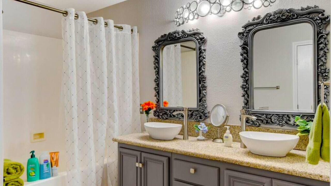 Photo of Bathroom in Sunrise Manor