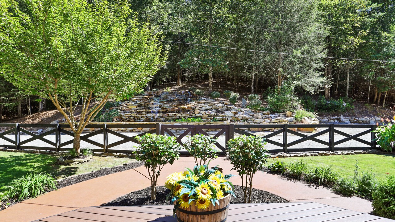 Photo of Outdoor in Ellijay