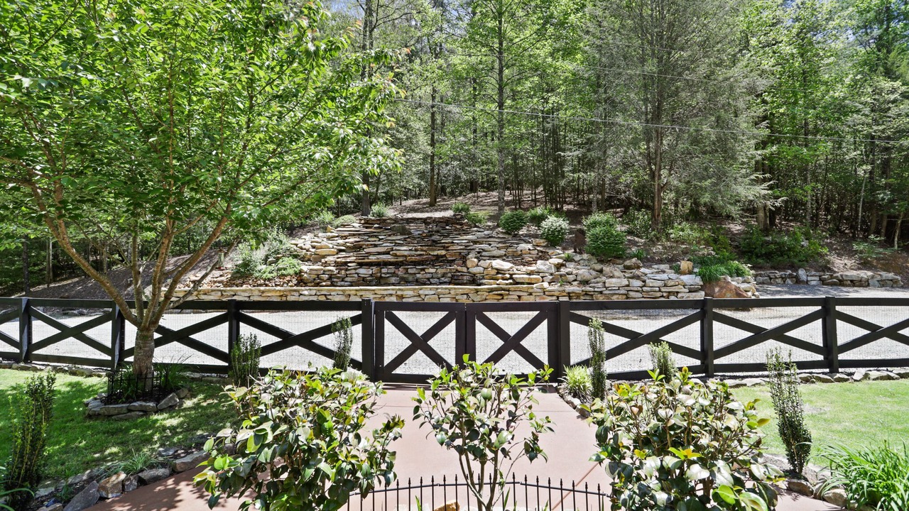 Photo of Outdoor in Ellijay