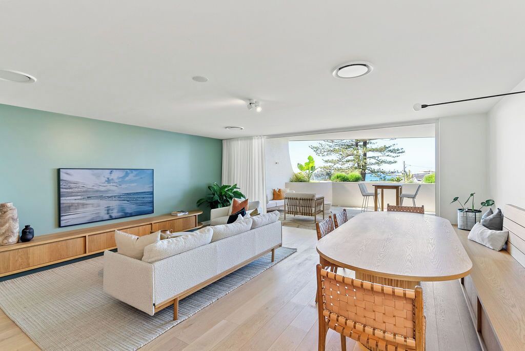 Photo of Livingroom in North Creek