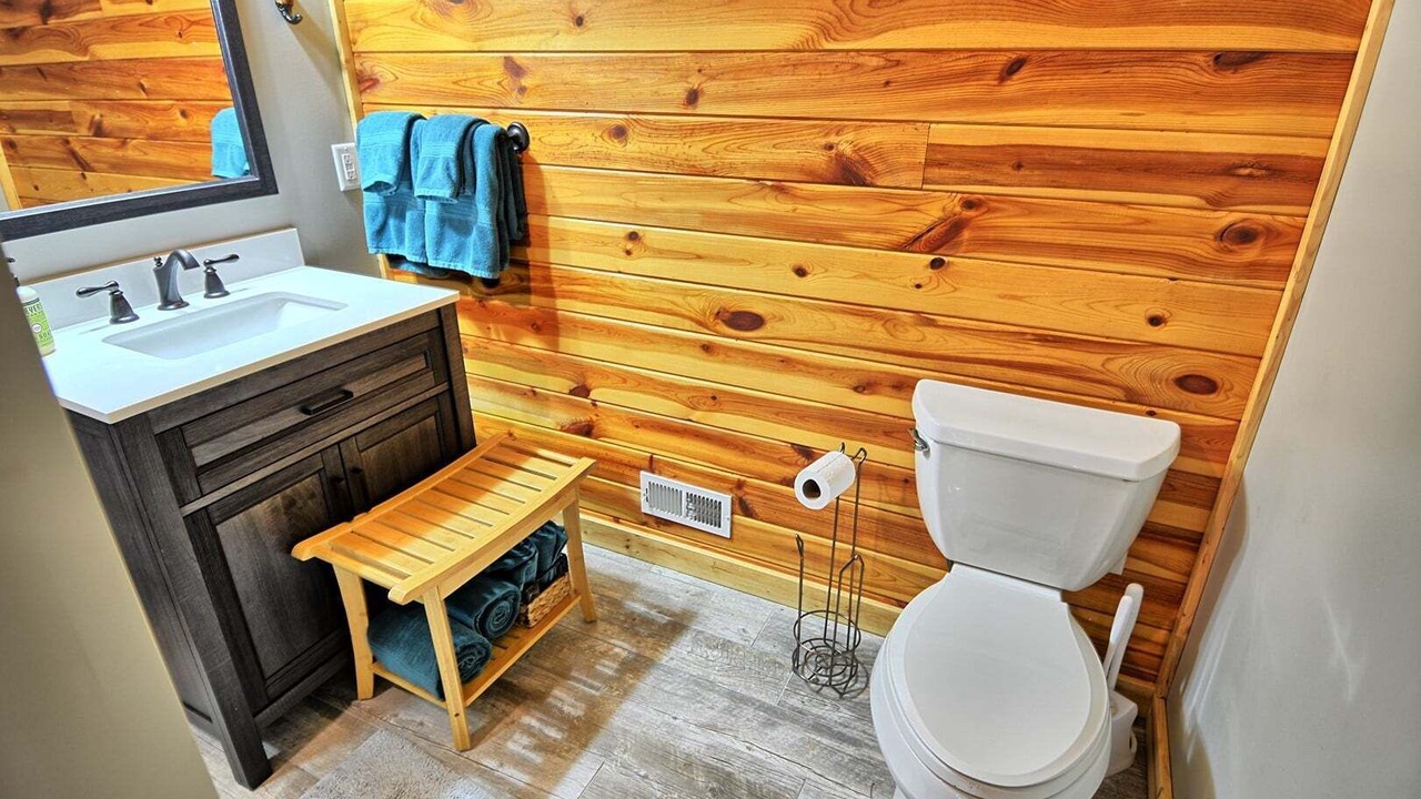 Photo of Bathroom in Jefferson