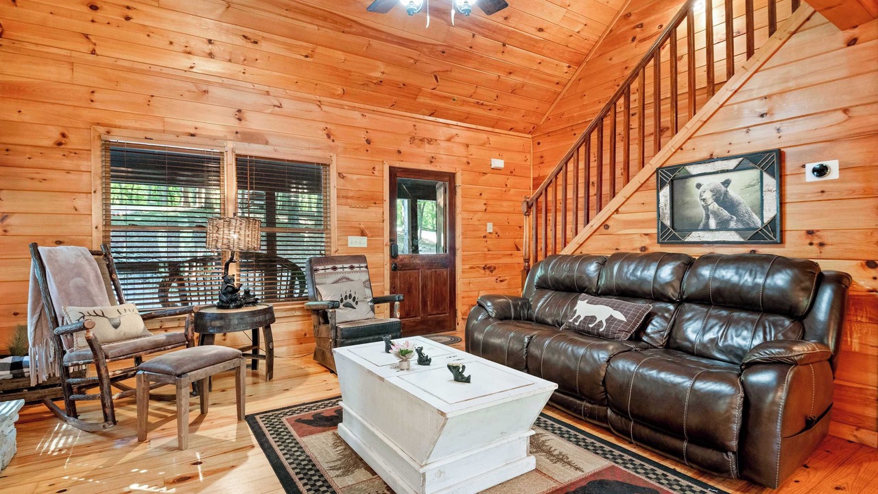 Photo of Livingroom in Walnut Mountain
