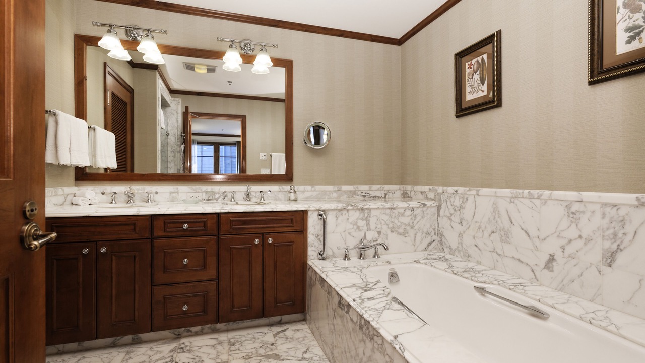 Photo of Bathroom in Aspen