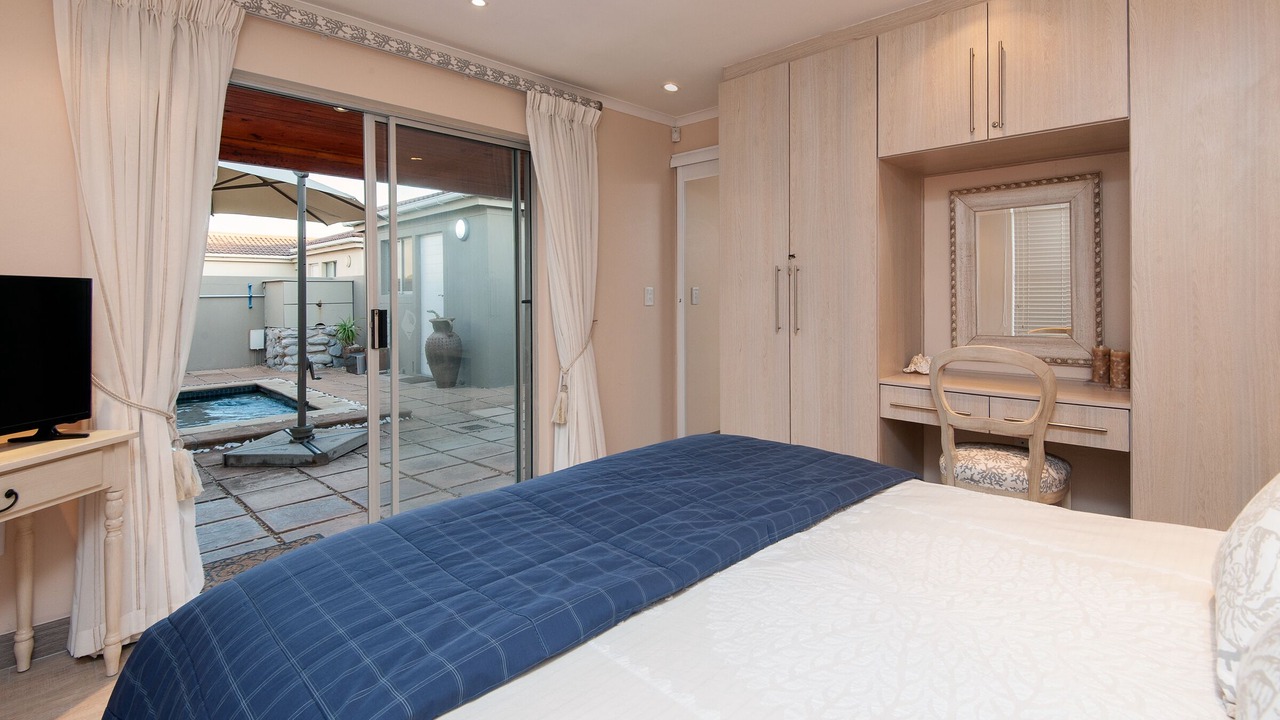 Photo of Bedroom in Hermanus