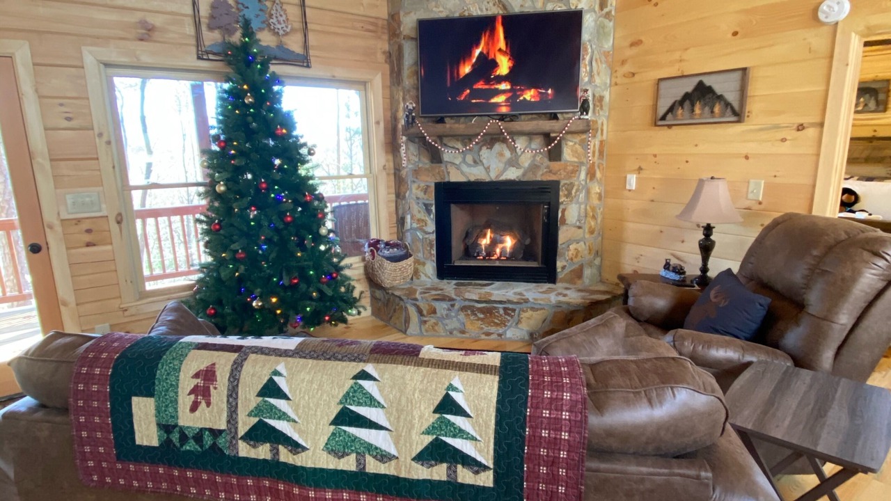 Photo of Livingroom in Cherry Log