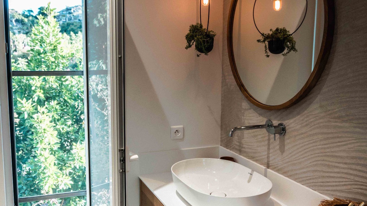 Photo of Bathroom in Grande Saline