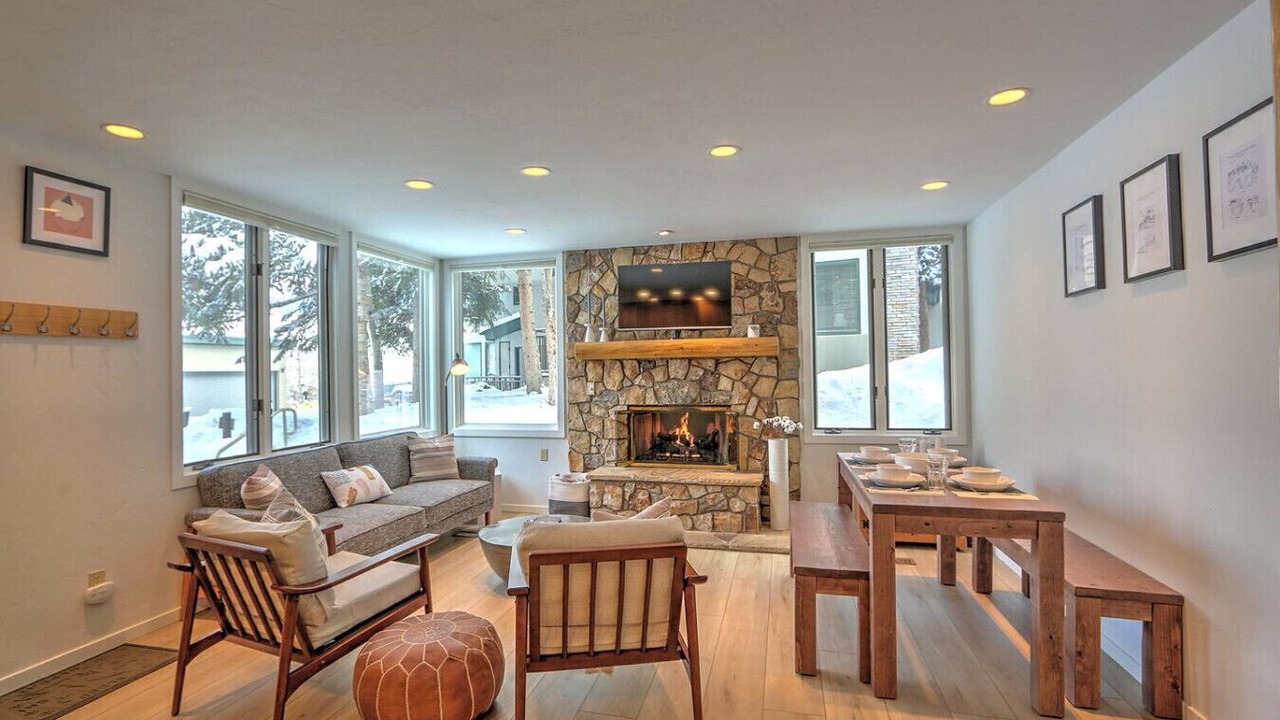 Photo of Livingroom in Snowmass Village