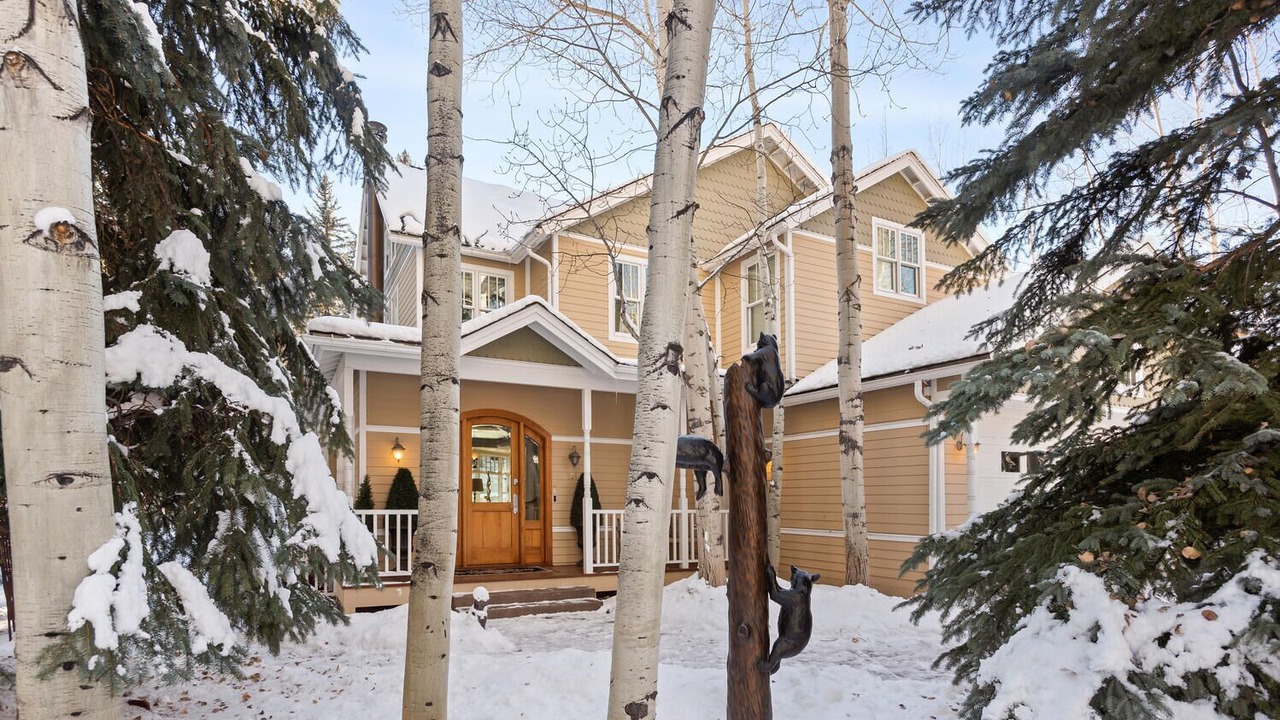 Photo of Outdoor in West End
