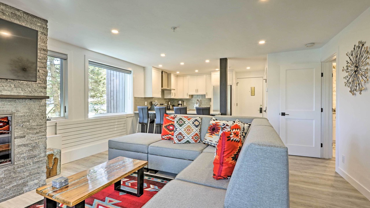 Photo of Livingroom in Snowmass Village