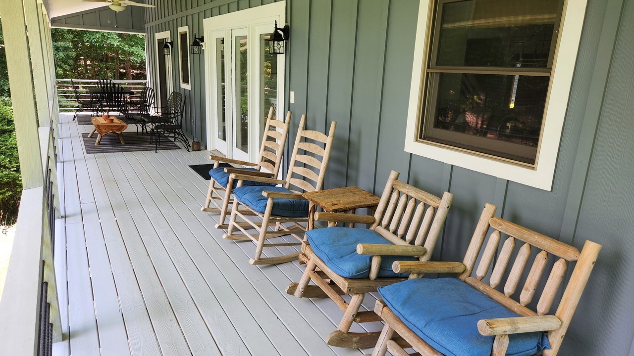 Photo of Patio Balcony in Blairsville