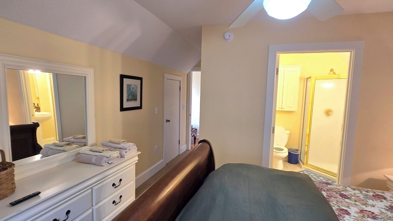 Photo of Bedroom in Foscoe