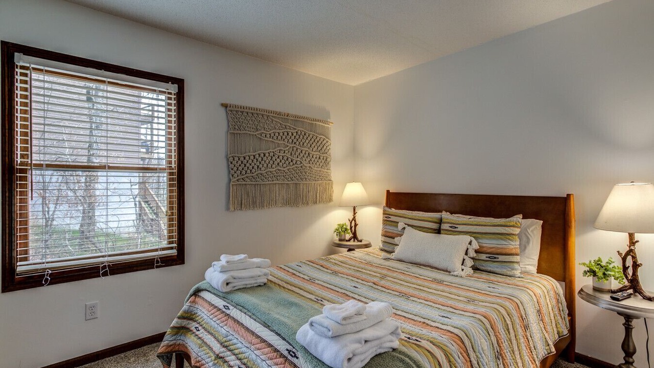 Photo of Bedroom in Beech Mountain