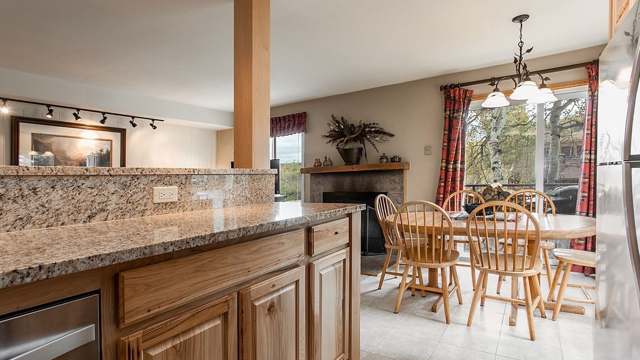 Photo of Livingroom in Snowmass Village