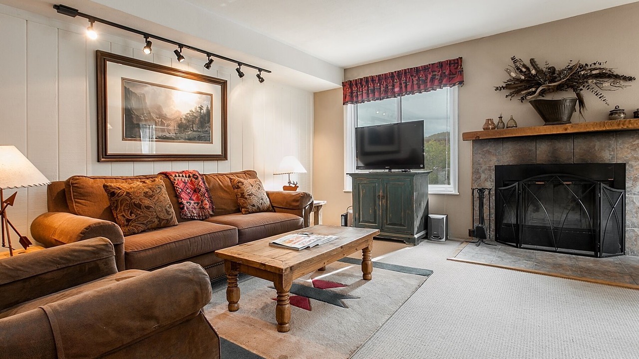 Photo of Livingroom in Snowmass Village