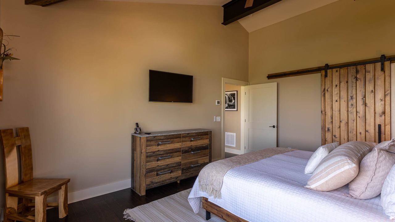 Photo of Bedroom in Deep Gap