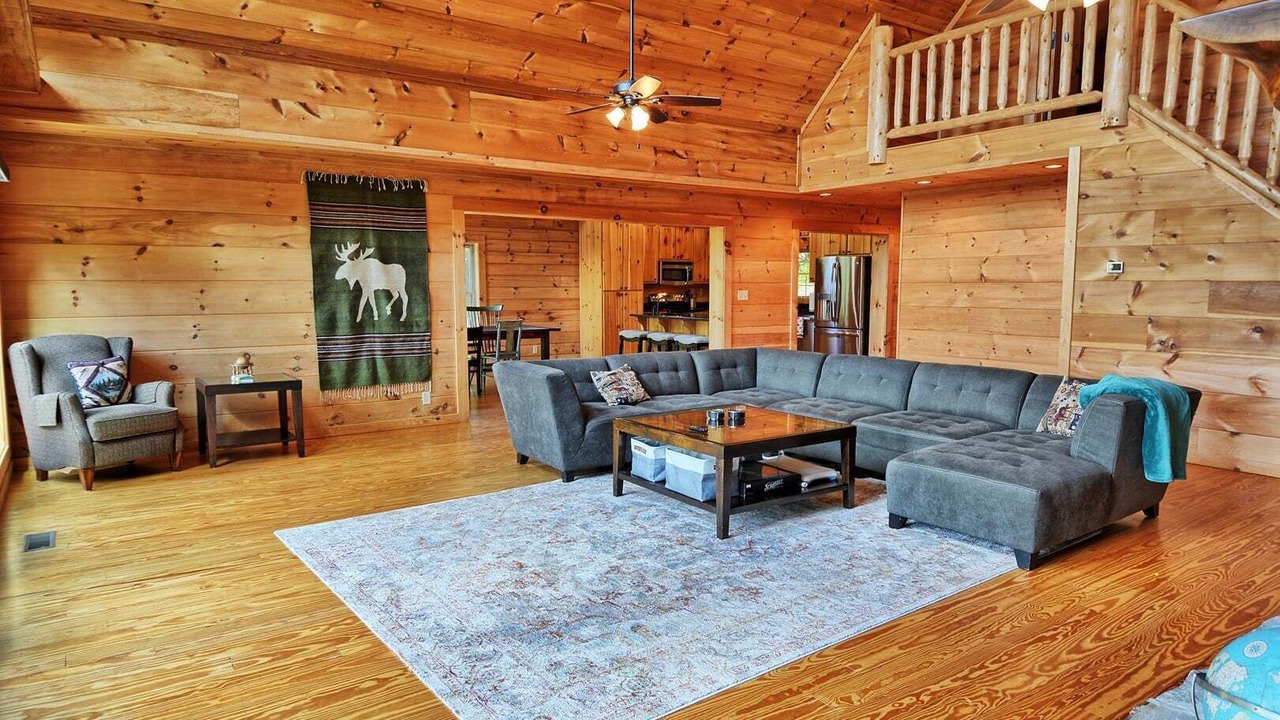 Photo of Livingroom in Creston
