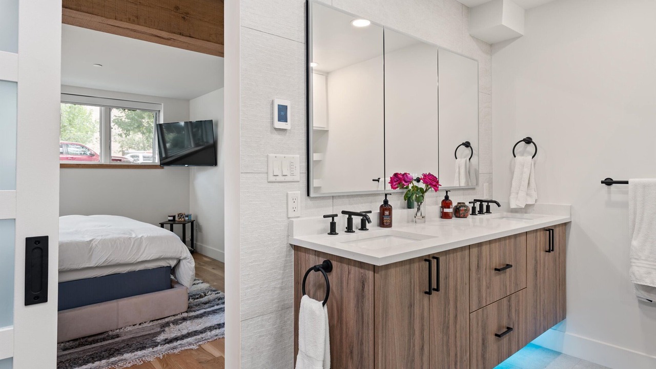 Photo of Bedroom in West End
