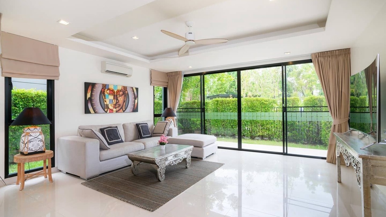 Photo of Livingroom in Laguna