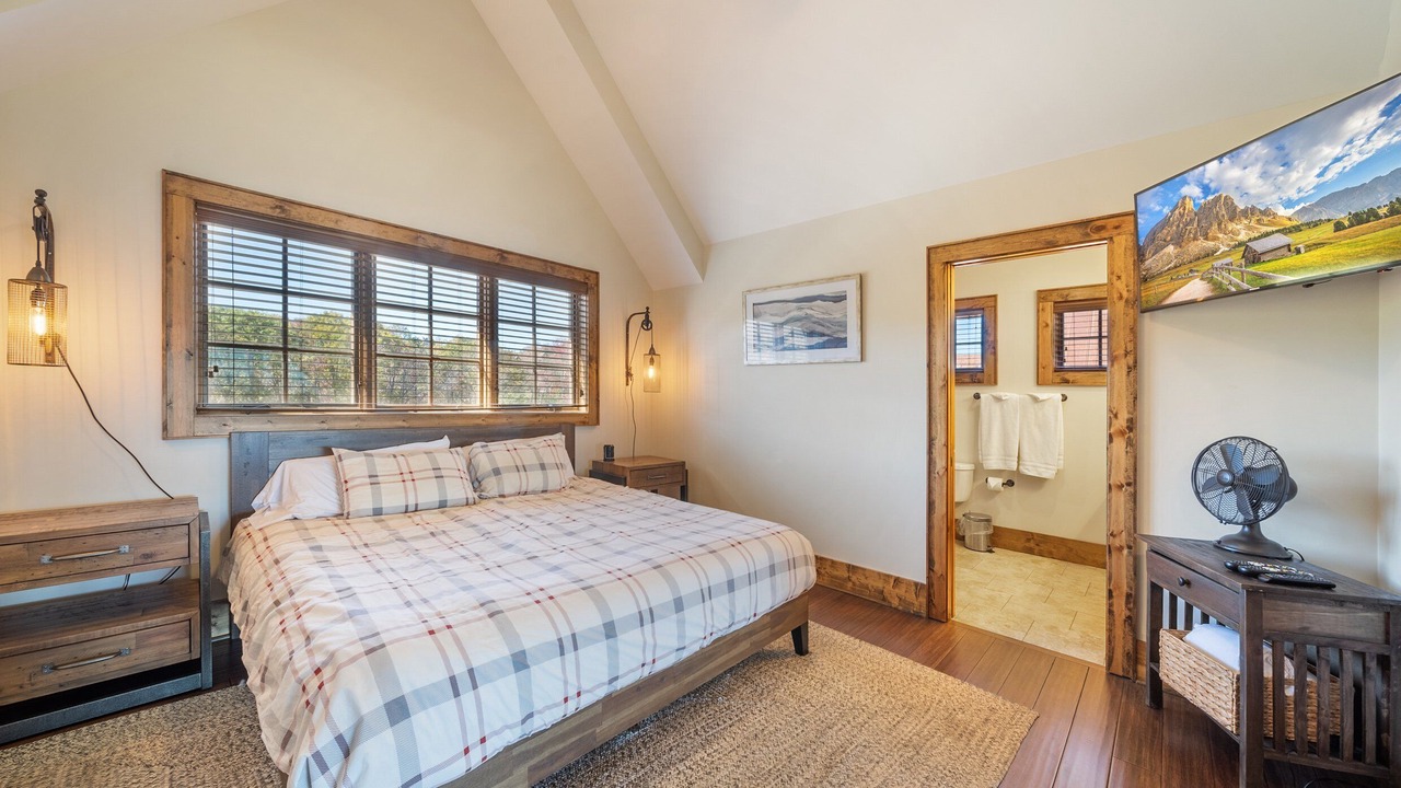 Photo of Bedroom in Elk Park
