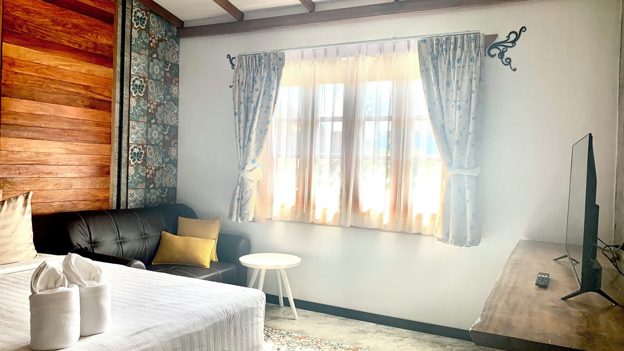 Photo of Bedroom in Chalong