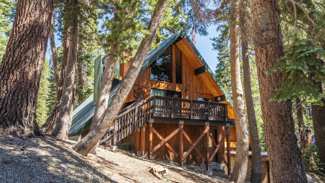 Photo of Outdoor in Mammoth Lakes