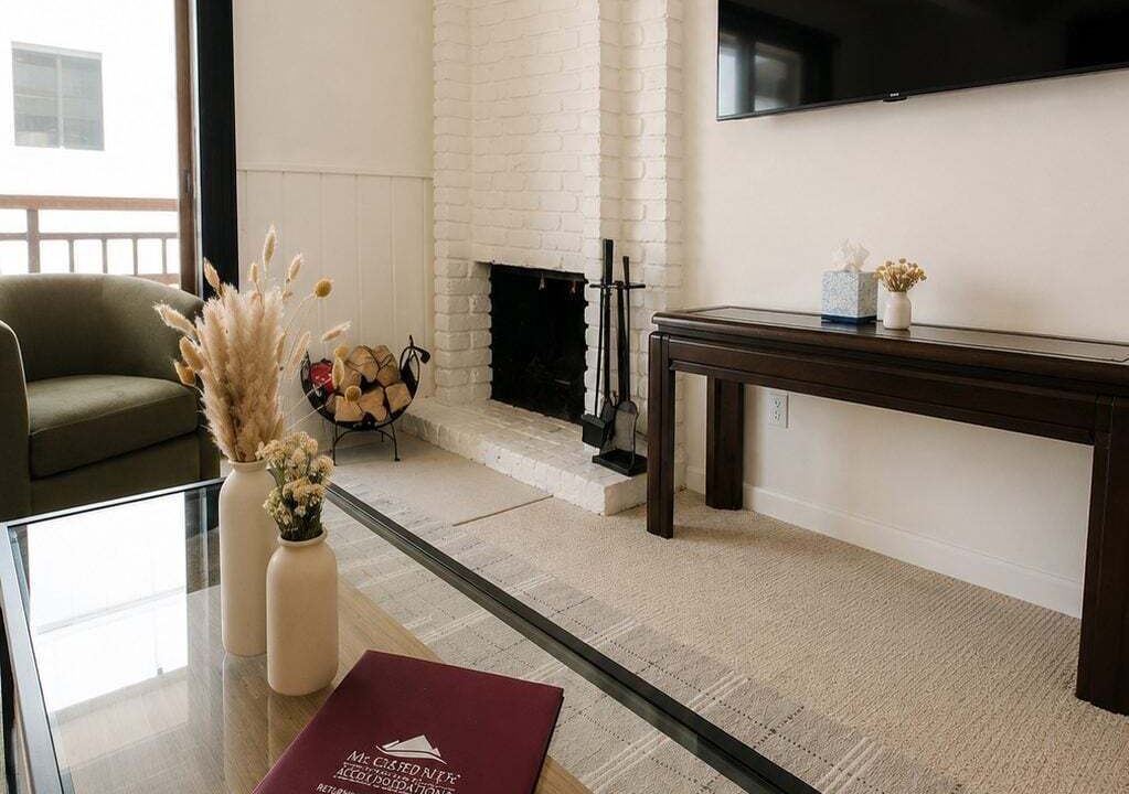 Photo of Livingroom in Downtown